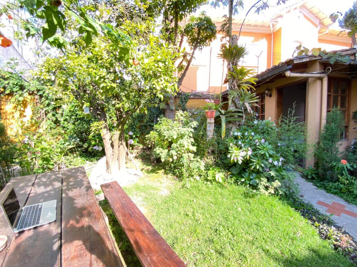 Hostal Alcala Quito Exterior foto